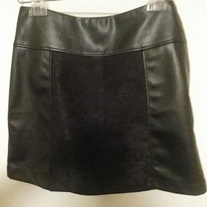 BEBE black mini skirt with lace detail 🔥